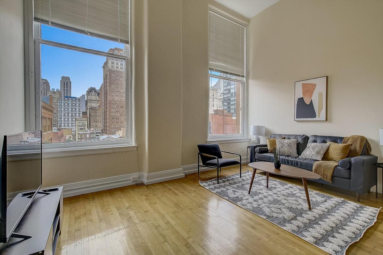 Frontdesk I The Cosmopolitan Apts Philadelphia Apartment Стая снимка
